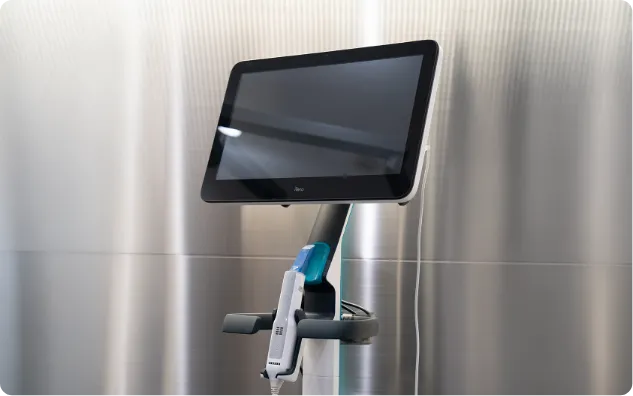 iTero(口腔内スキャナー)